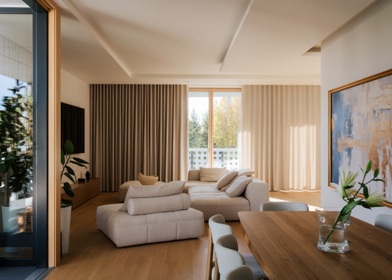 Światło, przestrzeń i architektura - apartament w zielonej części Marymontu