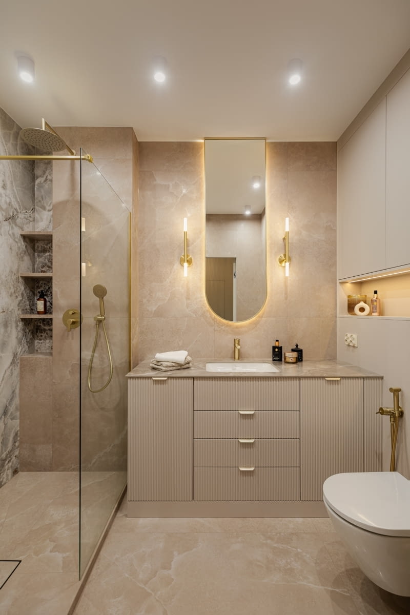 Monochromatyczny apartament w Gdyni