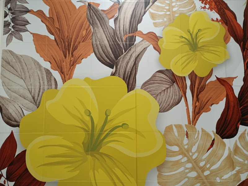 DIY - kwiatowy wzór na ścianie