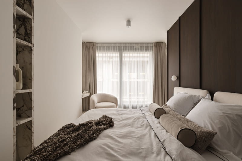 Minimalistyczny apartament RUUM studio w warszawskiej 19. Dzielnicy