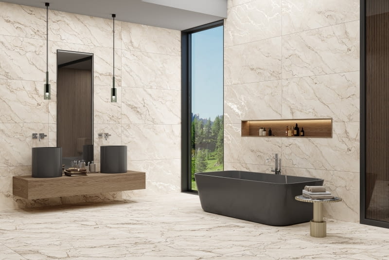 W łazience dla dwojga warto rozważyć podwójne umywalki, które pozwalają na równoczesne, komfortowe przygotowywanie się do dnia.