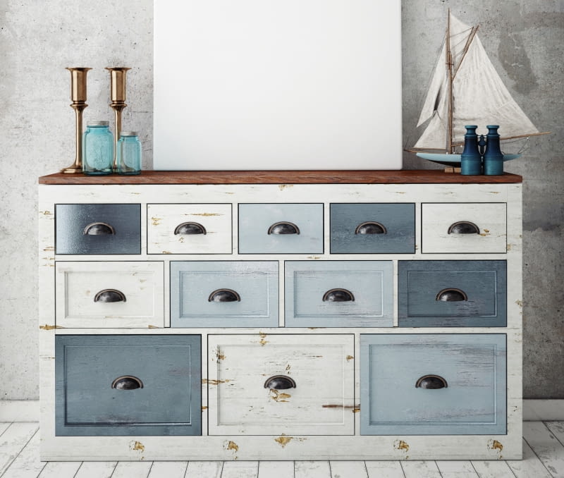 Jak ciekawie pomalować komodę?