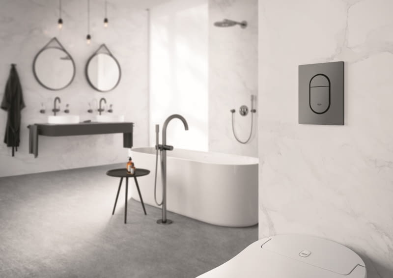 Nowoczesność i funkcjonalność zamknięte w eleganckiej oprawie; piękne wzornictwo idzie w parze  z ekologią; dwupojemnościowe spłukiwanie i funkcja start/stop umożliwiają kontrolę zużycia wody,  Grohe Arena Cosmopolitan