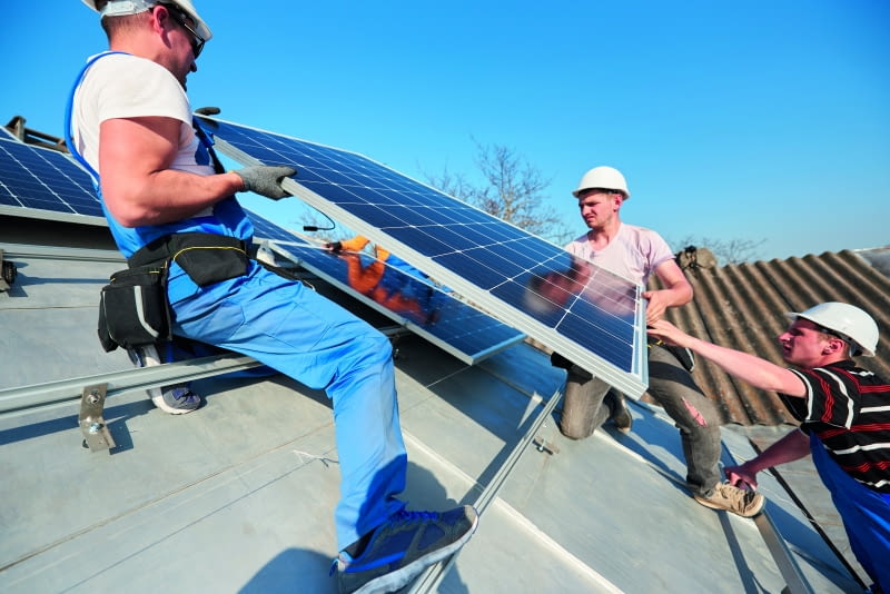 W 2021 roku przybyło w Polsce prawie 400 tys. nowych instalacji fotowoltaicznych. Wkrótce  liczba prosumentów osiągnie milion