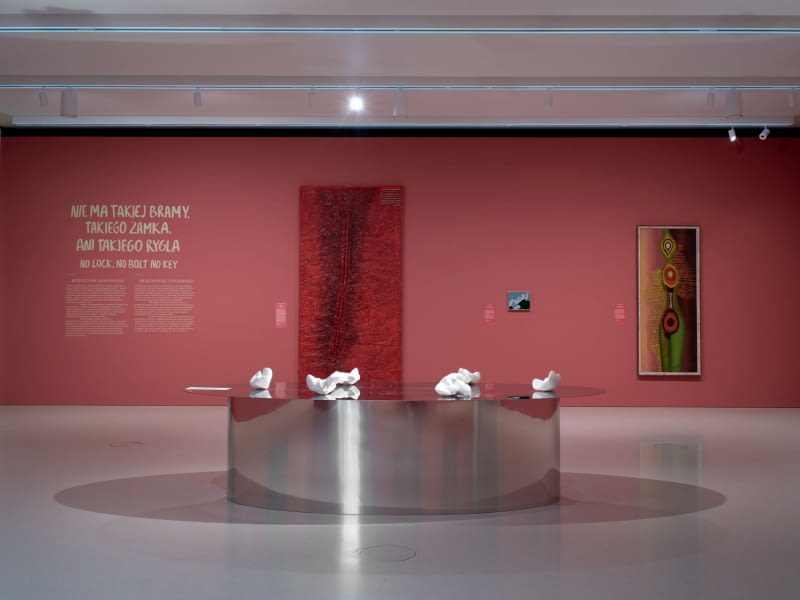 Kwestia kobieca 1550 – 2025.