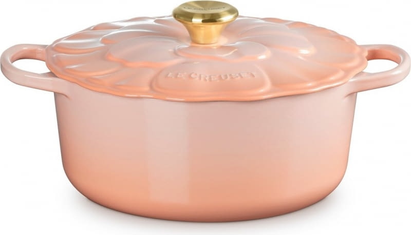 Brytfanna Signature Petal (Le Creuset), śr. 26 cm, 1 939 zł. Brytfanna Signature Petal (Le Creuset), śr. 26 cm, 1 939 zł.