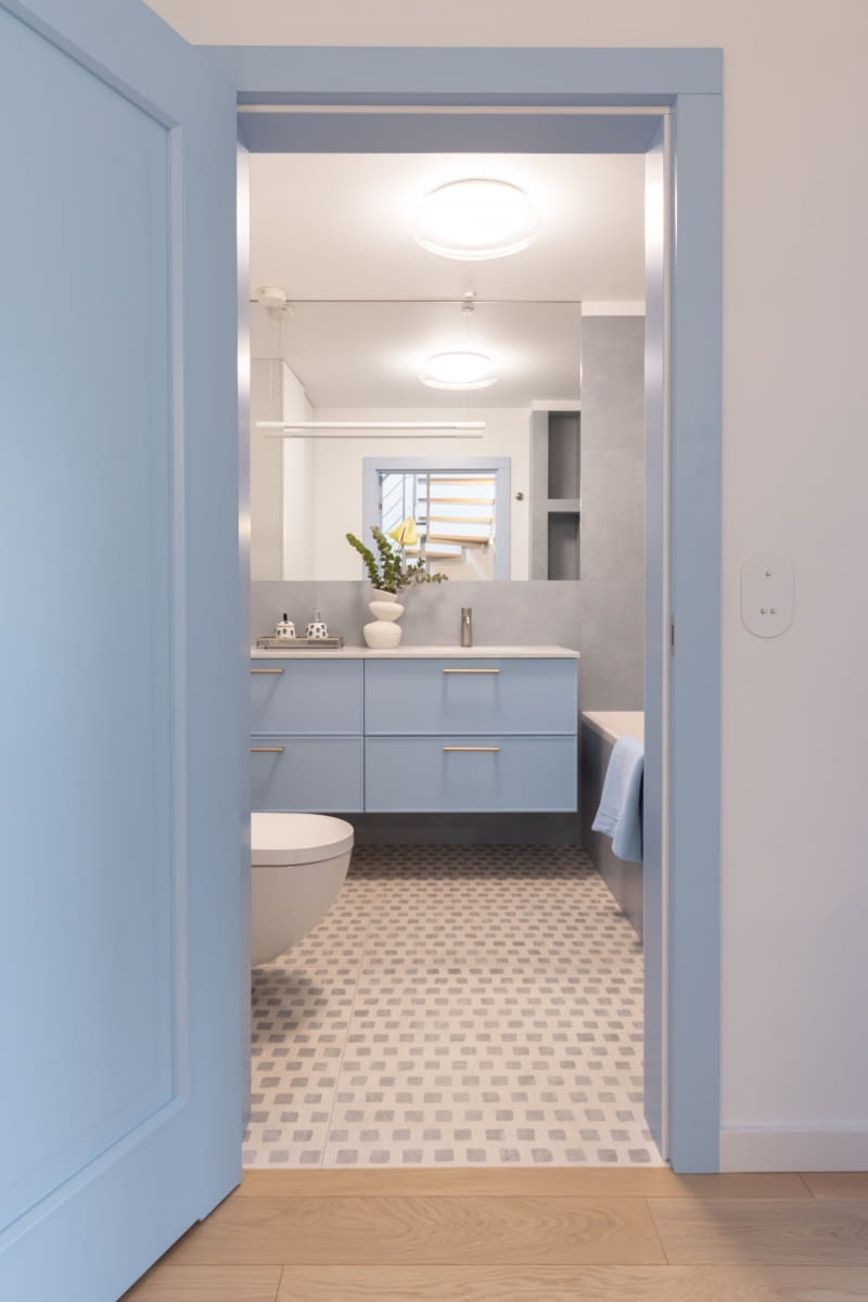 Klimat Hamptons na warszawskim Zaciszu - projekt JLW Studio Klimat Hamptons na warszawskim Zaciszu - projekt JLW Studio