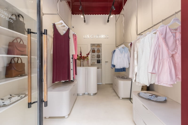 LesCherries - projekt WZ Studio LesCherries - projekt WZ Studio