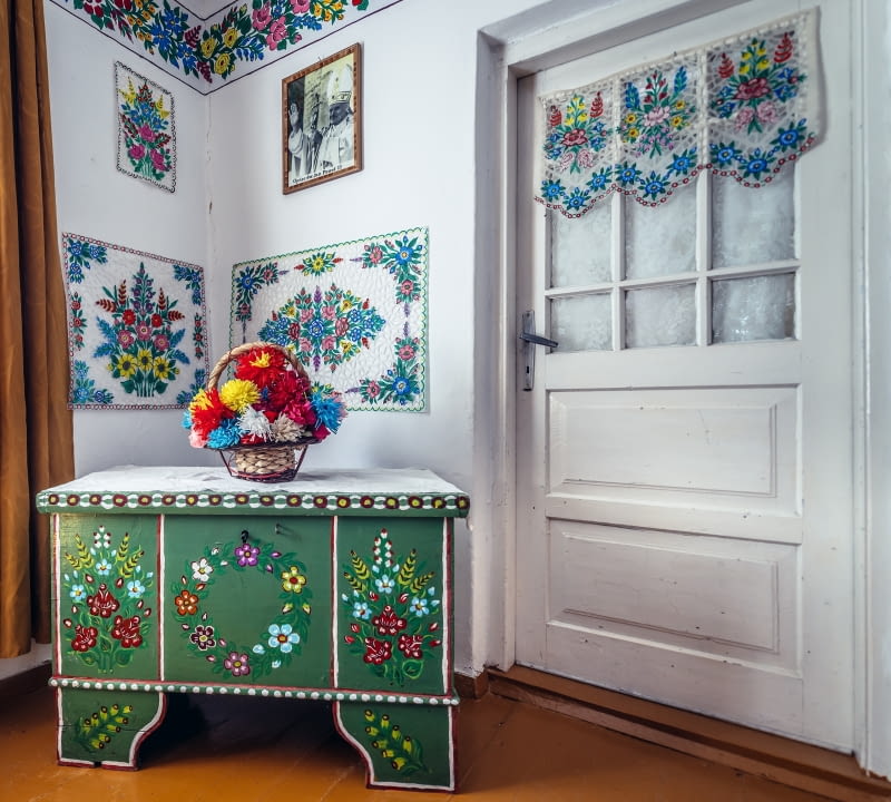 Ludowe dekoracje: inspiracje we wnętrzach