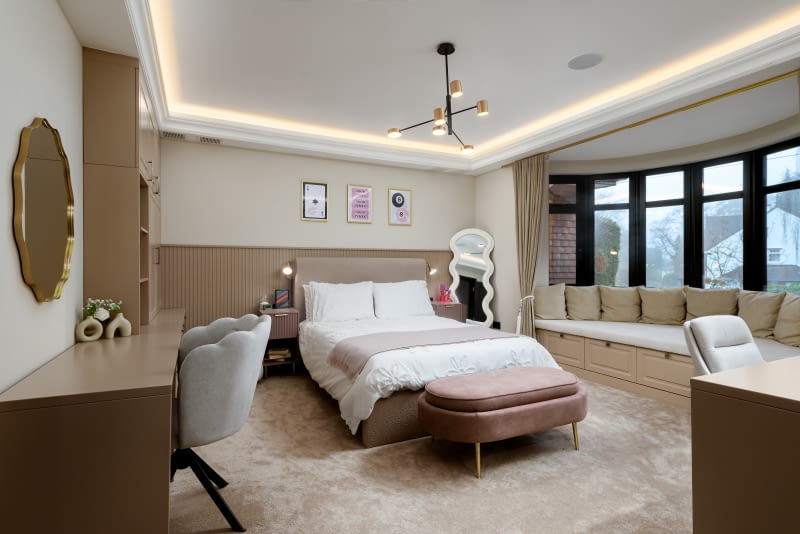 Santosh House: współczesna interpretacja brytyjskiej elegancji Santosh House: współczesna interpretacja brytyjskiej elegancji