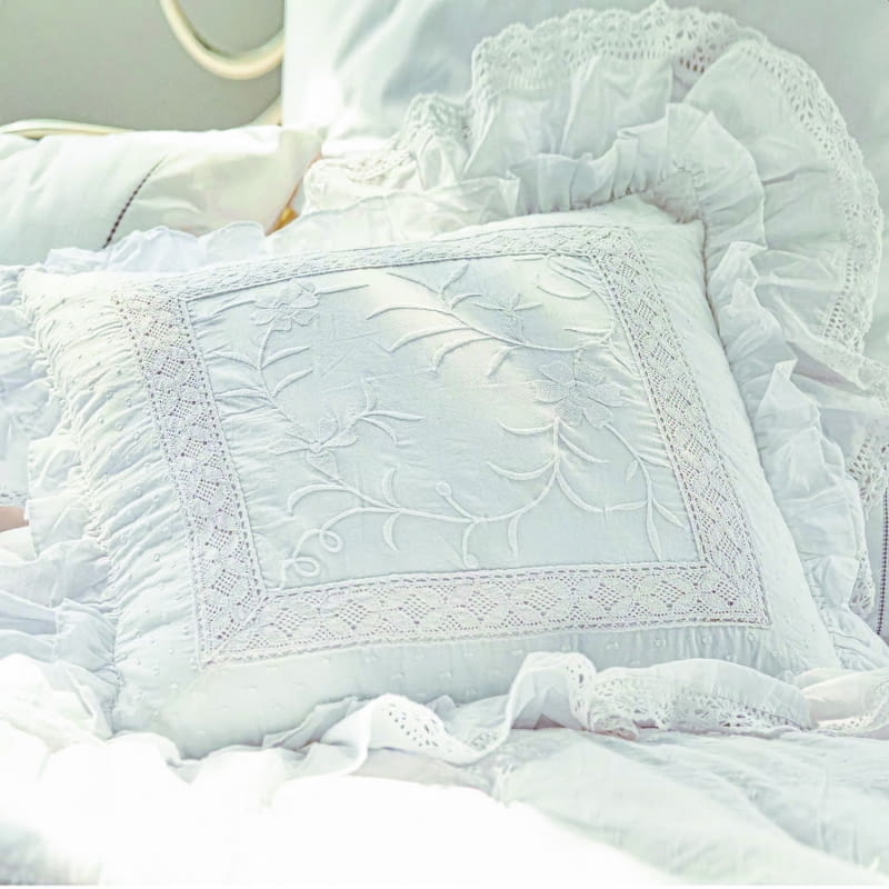 Poduszka Marbury, bawełna, 50 x 50 cm, 129 zł, loberon.pl