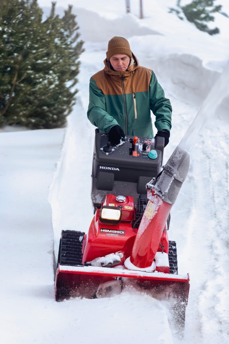 Odśnieżarka hybrydowa