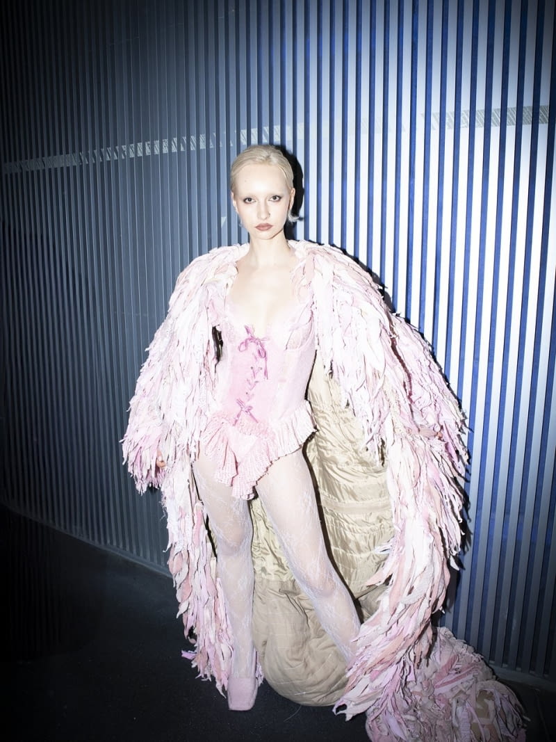 Moda, talent i szwajcarska precyzja: Laurastar partnerem Cracow Fashion Week 2026