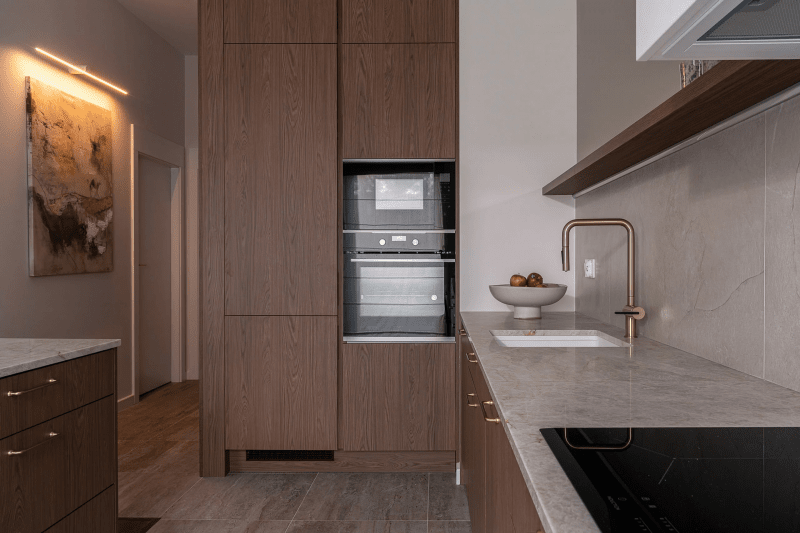 Dwupokojowe mieszkanie w kolorach ziemi Dwupokojowe mieszkanie w kolorach ziemi