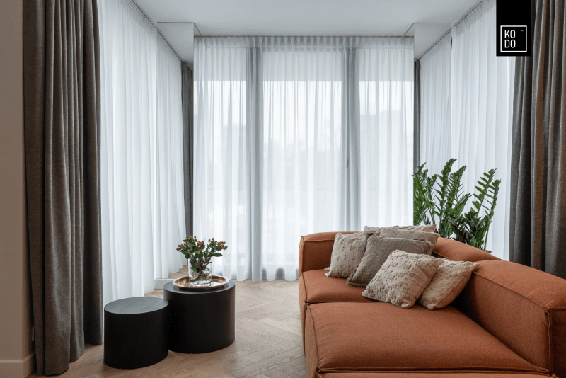 Mieszkanie w Warszawie - elegancja w barwach ziemi