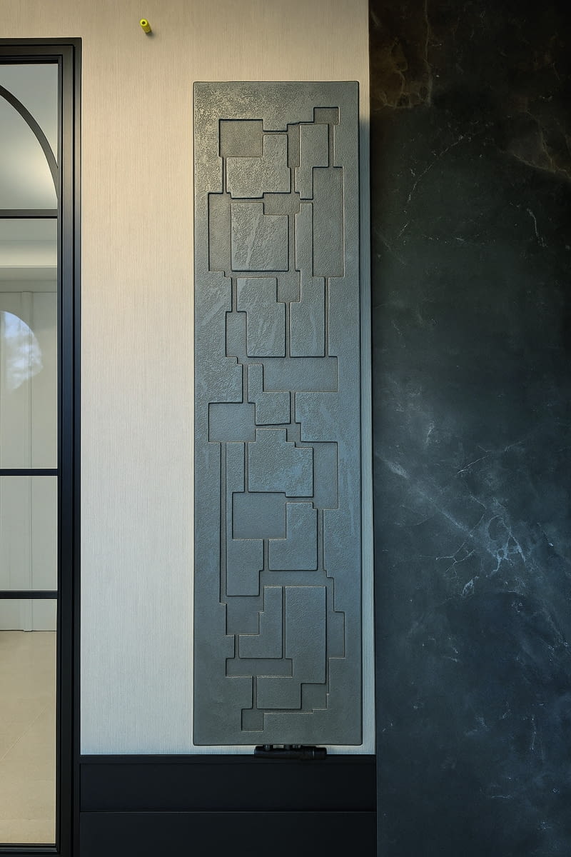 Oryginalny odlew mielonego granitu i marmuru sprawia, że grzejnik staje się wyjątkowy