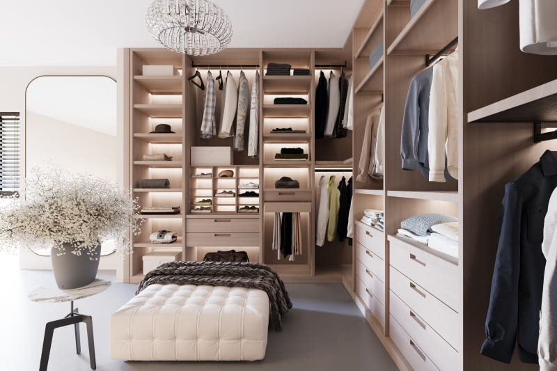 Proste triki, które pomogą utrzymać porządek w szafie Proste triki, które pomogą utrzymać porządek w szafie