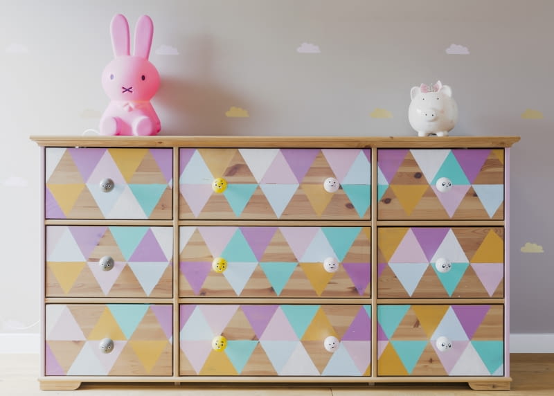 Jak ciekawie pomalować komodę?