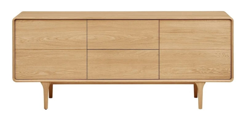 Komoda Darwin (House Nordic), MDF, dąb, 180 x 45 x 75 cm, 4490 zł.