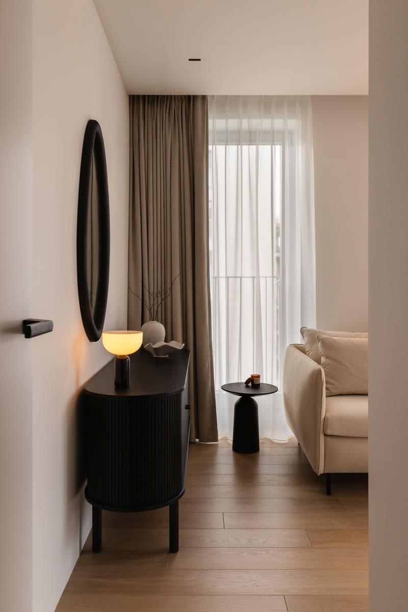 Minimalistyczny apartament RUUM studio w warszawskiej 19. Dzielnicy