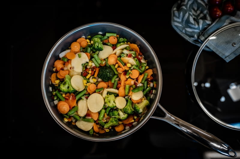 Kohersen prezentuje nową linię patelni NX CERAMIC