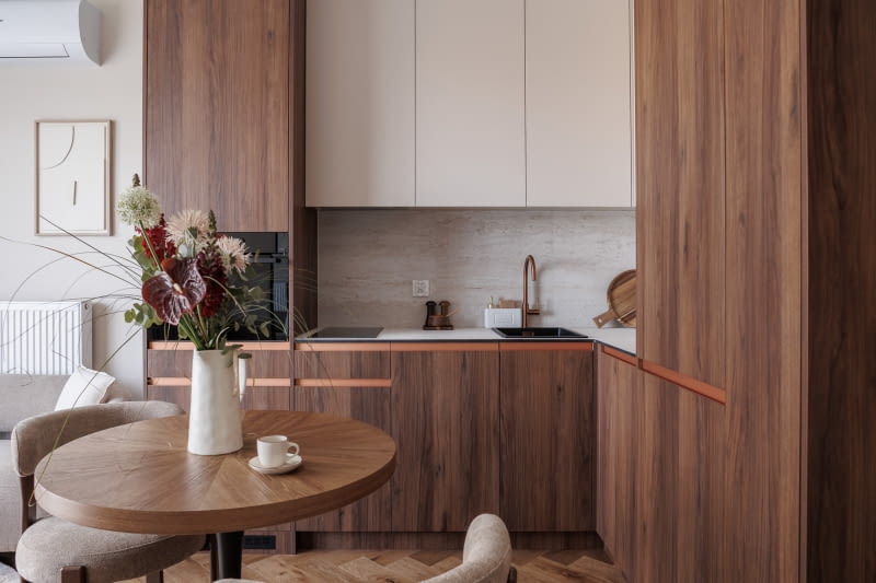Wnętrze inspirowane estetyką połowy XX wieku - projekt Decoroom Wnętrze inspirowane estetyką połowy XX wieku - projekt Decoroom