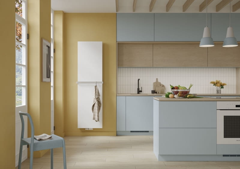 Mieszkanie z żółtą ścianą