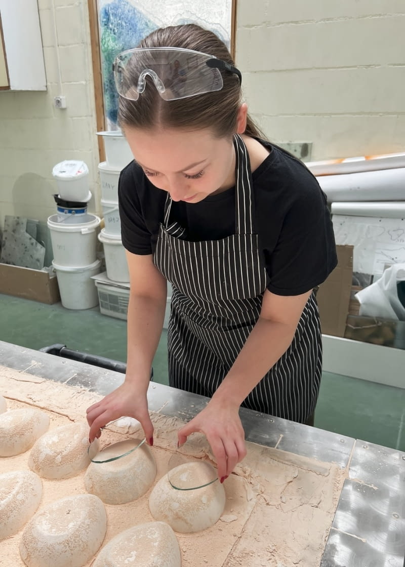 Maria Kostrzak i jej poetyka szkła Maria Kostrzak i jej poetyka szkła