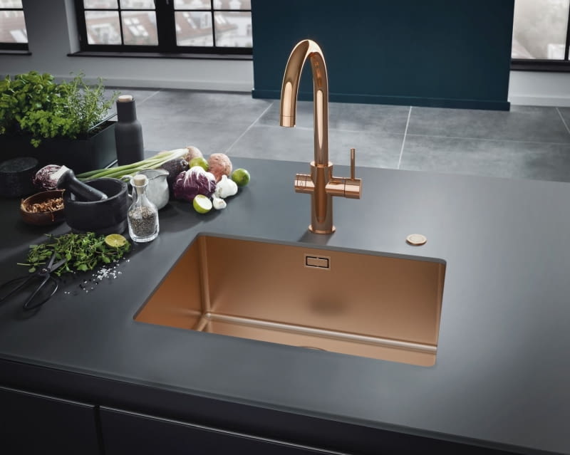 Zlewozmywak jednokomorowy podblatowy ze stali nierdzewnej Grohe K700 w kolorze Brushed Warm Sunset Zlewozmywak jednokomorowy podblatowy ze stali nierdzewnej Grohe K700 w kolorze Brushed Warm Sunset