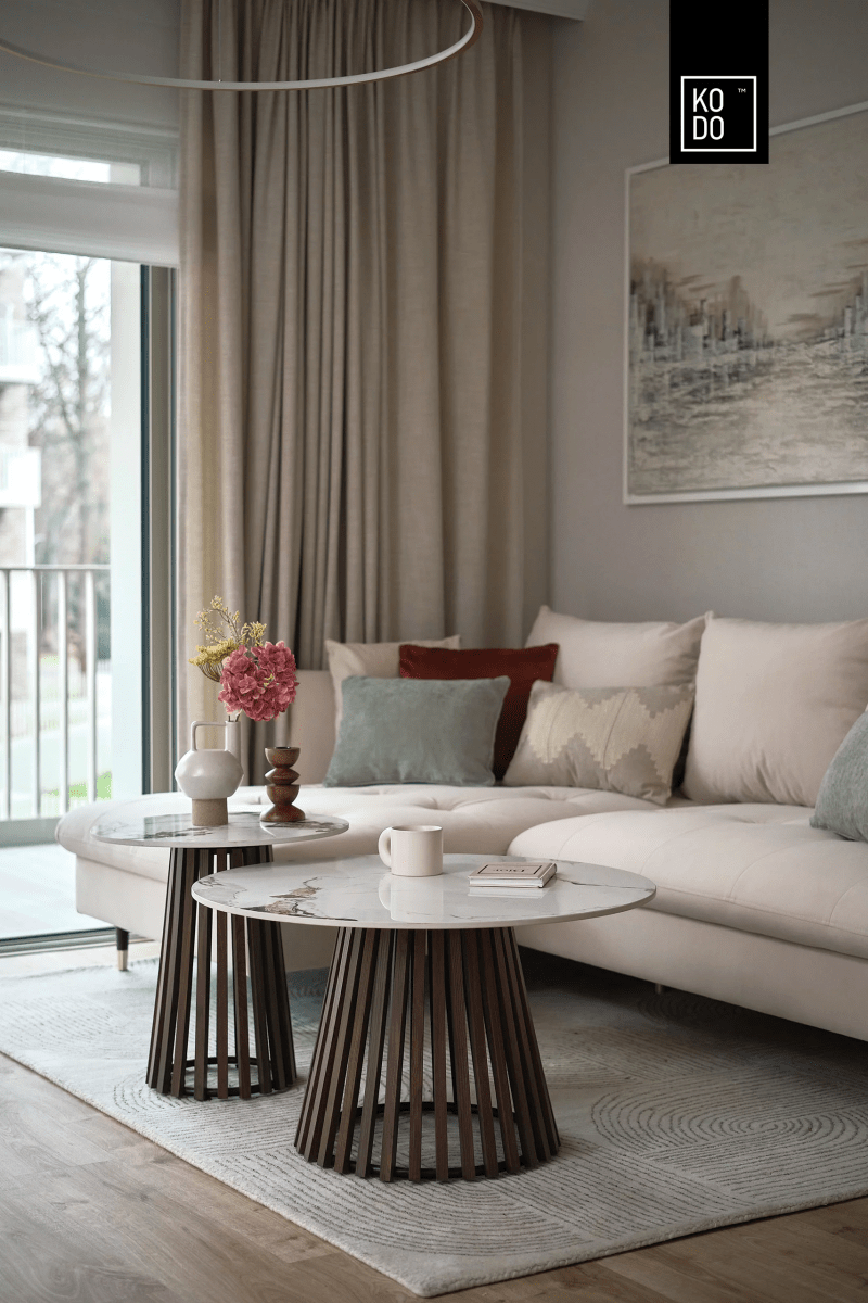 Eleganckie mieszkanie w bieli, beżach i szarości Eleganckie mieszkanie w bieli, beżach i szarości