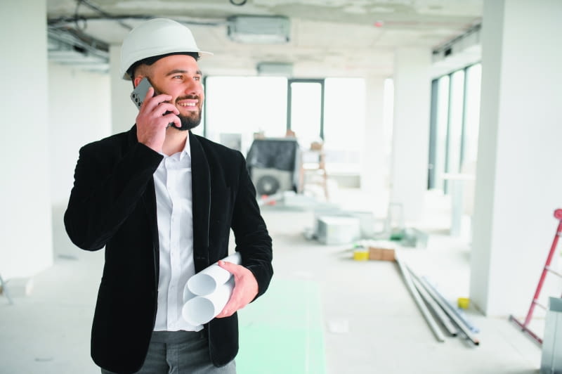 Kompleksowa obsługa projektowo-budowlana ze strony biura powinna też obejmować regularny kontakt z inwestorem