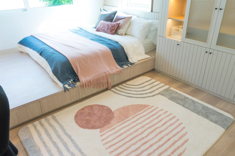 Łóżko na podeście - inspiracje Łóżko na podeście - inspiracje