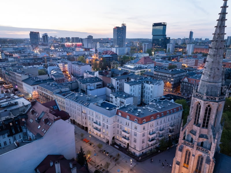 TBS Katowice - rewitalizacja trzech kamienic przy ul. Mariackiej w Katowicach TBS Katowice - rewitalizacja trzech kamienic przy ul. Mariackiej w Katowicach