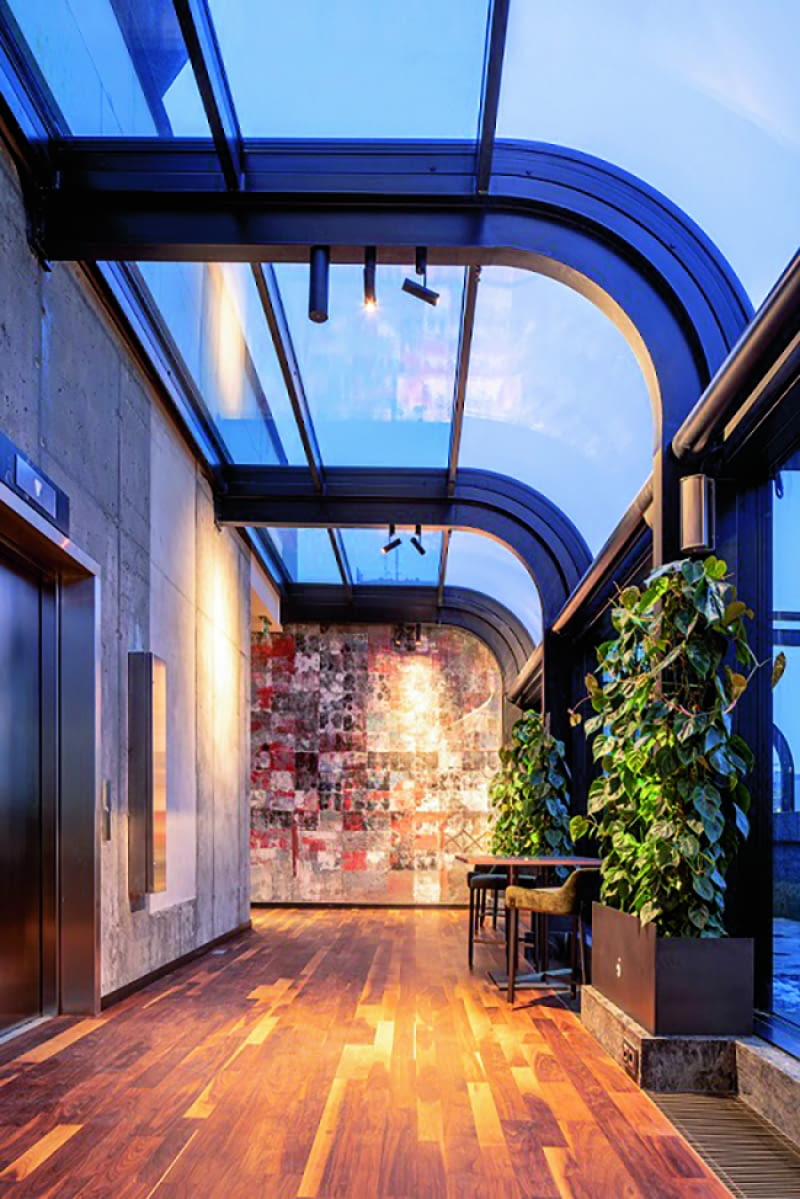 Szkło grzewcze to nowoczesne  rozwiązanie, które zapewnia komfort  cieplny wewnątrz pomieszczeń