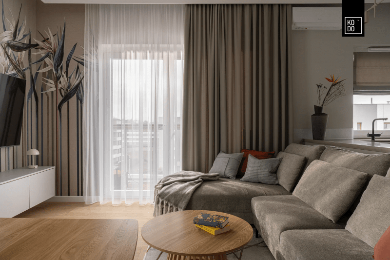 Harmonia natury i mocne akcenty: aranżacja 75-metrowego mieszkania