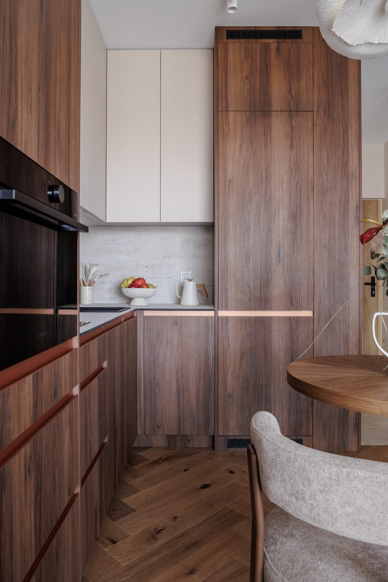 Wnętrze inspirowane estetyką połowy XX wieku - projekt Decoroom Wnętrze inspirowane estetyką połowy XX wieku - projekt Decoroom
