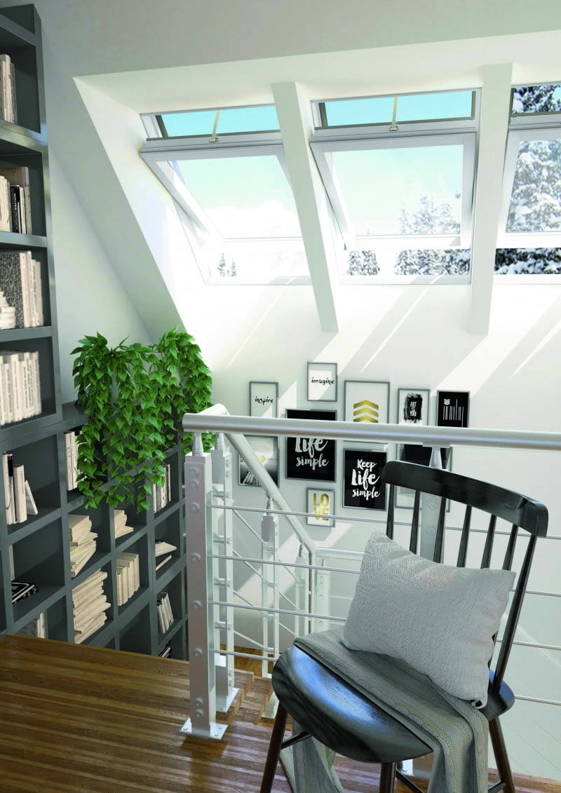 Komory pakietów 3-szybowych w oknach dachowych wypełnione są gazem szlachetnym. Pomiędzy taflami szkła znajduje się tzw. ciepła ramka dystansowa, która poprawia termoizolacyjność oraz trwałość okna Komory pakietów 3-szybowych w oknach dachowych wypełnione są gazem szlachetnym. Pomiędzy taflami szkła znajduje się tzw. ciepła ramka dystansowa, która poprawia termoizolacyjność oraz trwałość okna