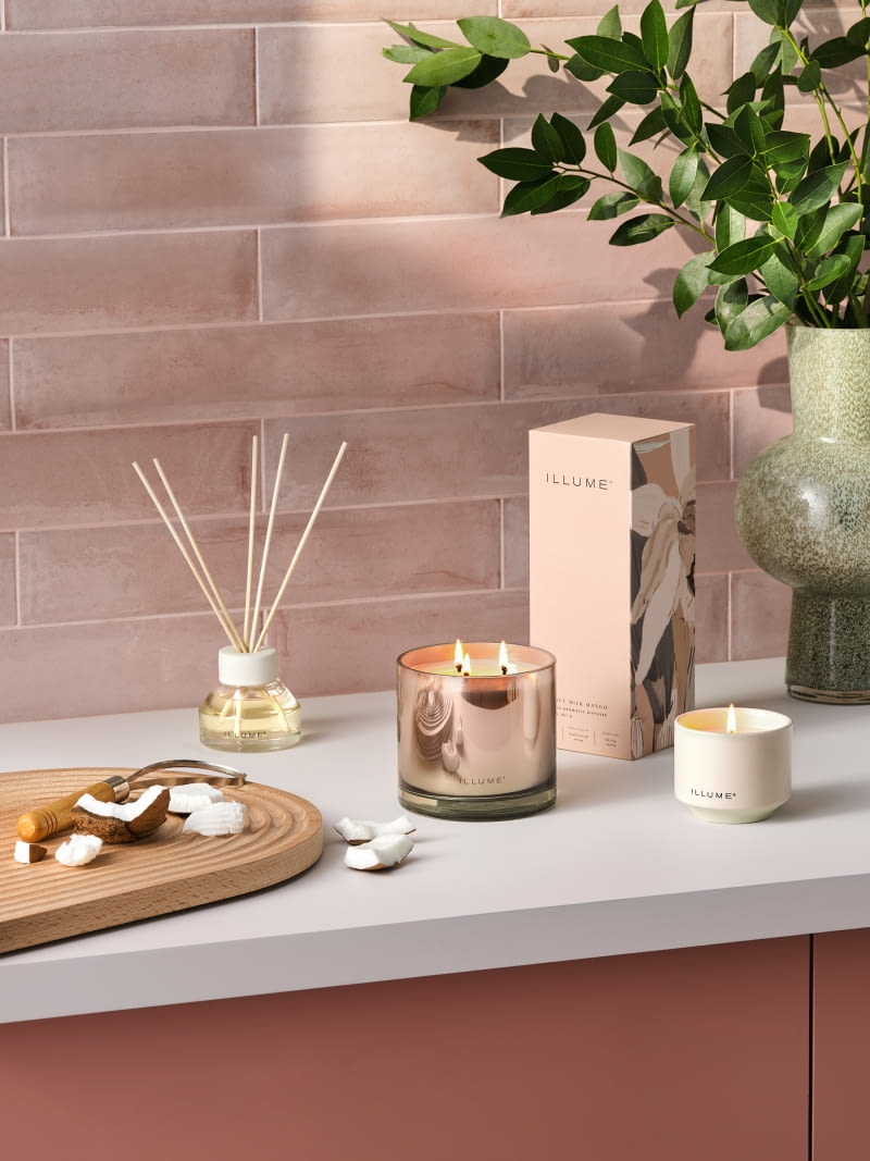 Do medytacji wybierz zapachy delikatne, pomagające się odprężyć, np. kokosa, lawendy czy zielonej herbaty.