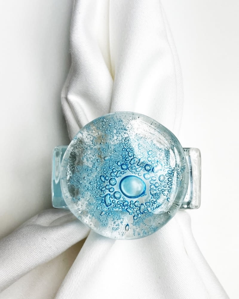 Maria Kostrzak i jej poetyka szkła Maria Kostrzak i jej poetyka szkła