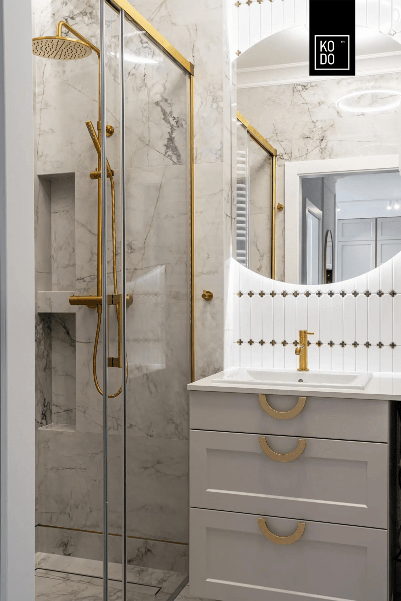 Wnętrza w złotej poświacie - projekt pracowni KODO