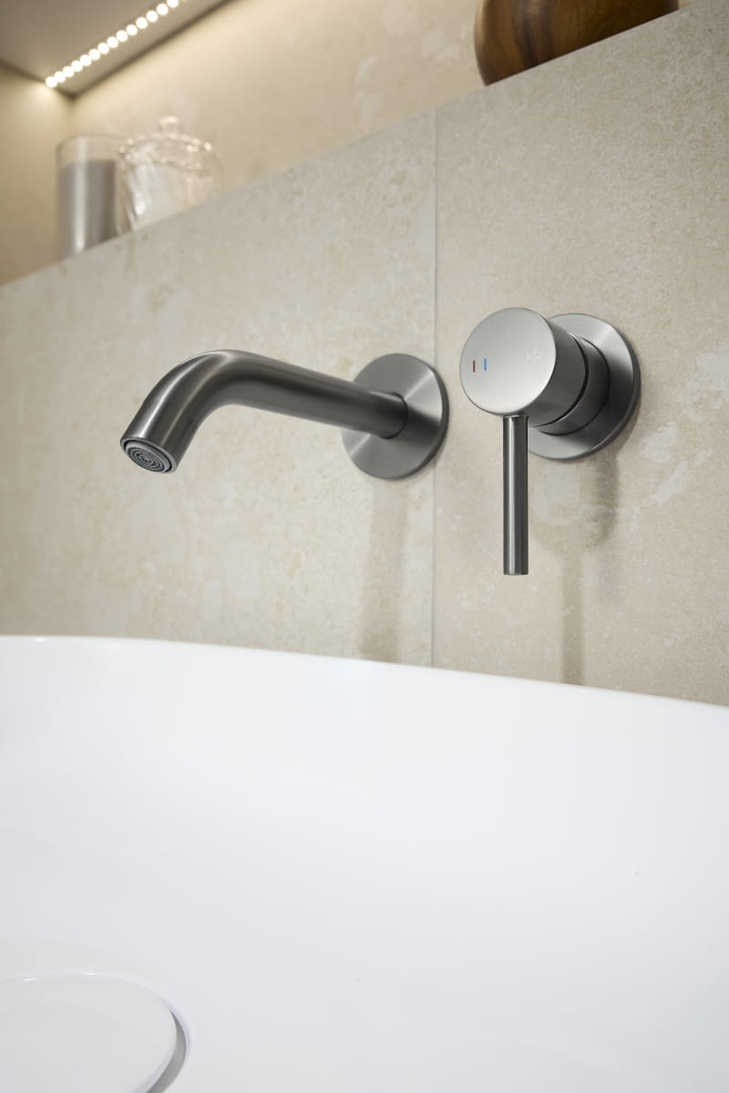 Praktyczna strona koloru gun metal