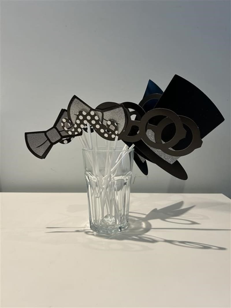 Celebracja Dnia Mężczyzn- Movember Celebracja Dnia Mężczyzn- Movember