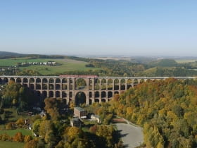 Göltzschtalbrücke - największy ceglany most na świecie.