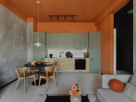 Kolorowe małe mieszkanie