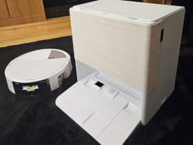 iRobot Roomba® Max 705 Combo ze stacją AutoWash™