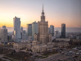 Mieszkania na sprzedaż w Warszawie – inwestycja, lokalizacja, ubezpieczenie