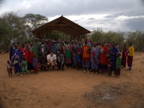 Plemię Masajów w wiosce w Tanzanii – życie, tradycje i codzienność