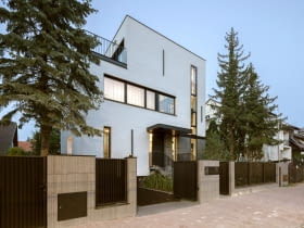 Dom Wertykalny. Proj. Exterio Architektura