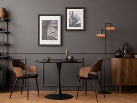 Czarne ściany - pomysły na aranżację