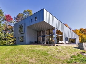 The Berghaus Hunter. Proj. Anderson Anderson Architecture